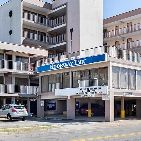 Red Roof Plus & Suites Virginia Beach - Seaside Buitenkant foto