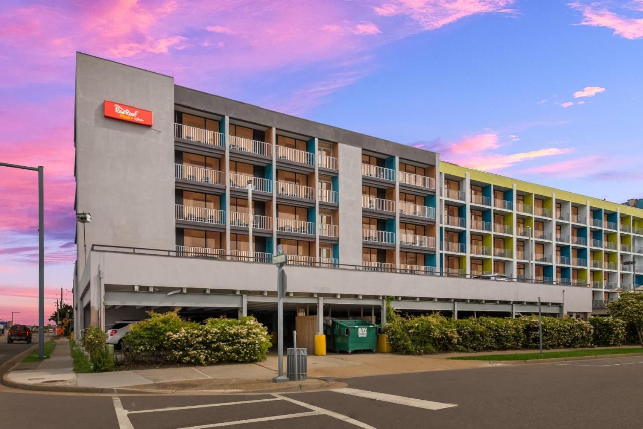 Red Roof Plus & Suites Virginia Beach - Seaside Buitenkant foto